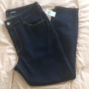 NWT Old Navy Dark Wash Jeans